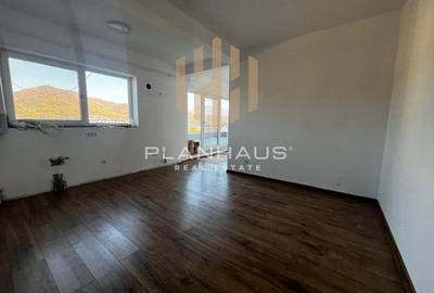 Apartament 3 camere ,Penthouse ,Centrul vechi Baia Mare - 11