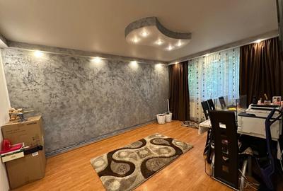 Apartament cu 4 camere , 2 bai { Brancoveanu }