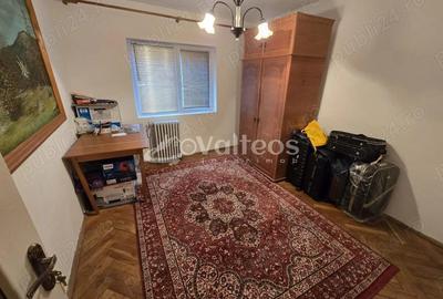 Re?i?a, apartament 4 camere, 100 mp, Lunca Pomostului, zona Politie - 1