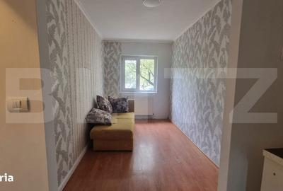 Apartament cu 3 camere decomandat în Lipovei