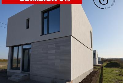 Vila moderna - finisata -terasa circulabila vedere lac si mare - 1