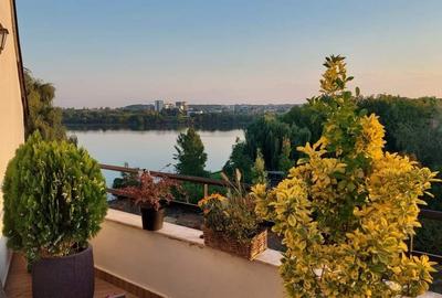 CASA PRESEI LAC  APARTAMENT CU GRADINA PE LAC LOCATIE UNICA - 7