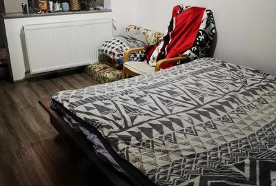 Apartament cu 3 camere decomandat în Patria - 6