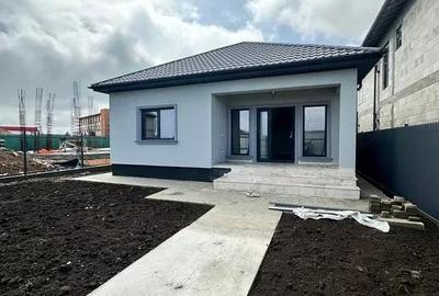 Casă cu 4 camere cu Teren 450 Mp în Cumpăna - 1