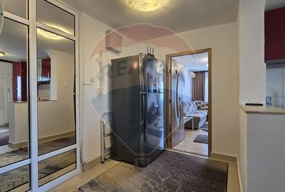 Apartament cu 3 camere semidecomandat, mobilat în Crângași - 23