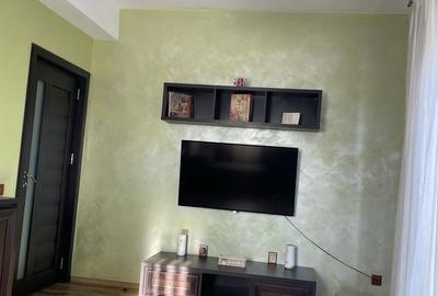 Apartament cu 2 camere decomandat în 1 Mai - 1