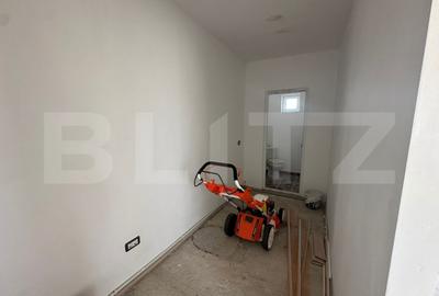 Spațiu comercial, de 145 mp, în Central - 3