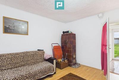 Casă cu 2 camere cu Teren 1100 Mp în Turnu - 2