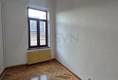 Casă individuală cu 8 camere cu Canalizare în P-ța Unirii - 4