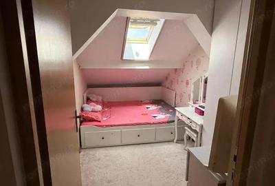 Apartament cu 4 camere decomandat, mobilat în Sărari - 10