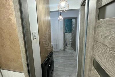 3 CAMERE //CANTACUZINO //LOC DE PARCARE//MOBILAT SI UTILAT - 12