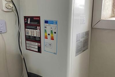 Apartament cu 3 camere decomandat în 9 Mai - 5
