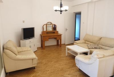 Apartament cu 2 camere, mobilat în Universitate - 1