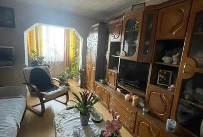 Apartament 3 camere Lipovei decomandat amenajat centrala proprie - 3