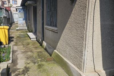 Casă individuală cu 5 camere cu Teren 150 Mp în Faleza Nord - 2