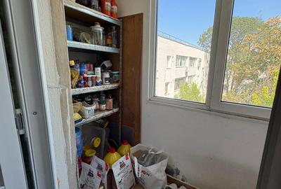 EXCLUSIV - Apartament 3 Camere - Metrou Titan La 5 Minute - 10