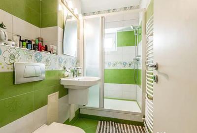 Apartament cu 4 camere decomandat, mobilat în Alfa - 3