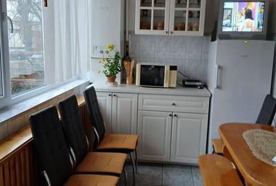 Apartament cu 3 camere semidecomandat în Micro 9 - 7