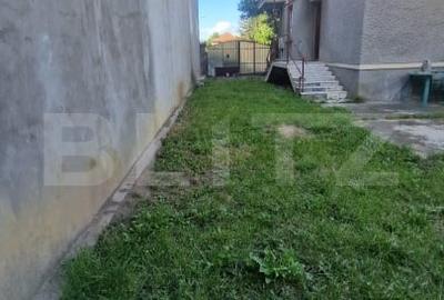 Casa deosebita D-P-E+POD, 6 camere, 200 mp + 1053 mp teren, garaj - Tractorul - 1