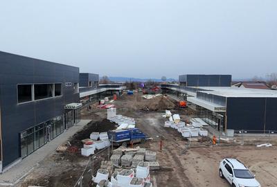 GARSONIERĂ INALTĂ-INTRARE SANPETRU - LANGĂ STREET MALL + PARCARE - 4