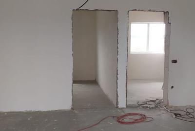 Casă cu 4 camere cu Teren 450 Mp în Malu Mare - 13
