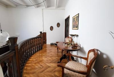 Apt 155mp in cladire monument istoric - Bd. Dacia - 14