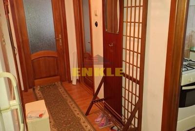 Apartament cu 3 camere decomandat în Central - 1