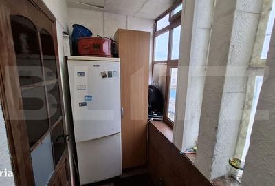 Apartament cu 2 camere decomandat în Micro 4