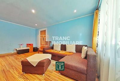 Apartament cu 3 camere decomandat, mobilat în Alfa - 1