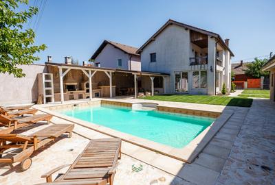 Casă cu 5 camere cu Piscina în Săcălaz