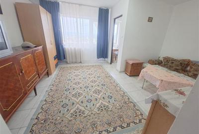 Garsonieră decomandată în 9 Mai - 8