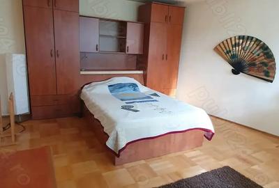 Casă cu 5 camere cu Teren 300 Mp în Central - 3