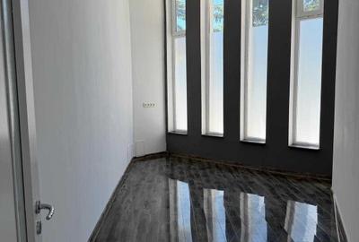 Spațiu comercial, de 163 mp, în Petros - 3