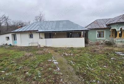 Casă cu 2 camere cu Canalizare în Mitrofani - 6