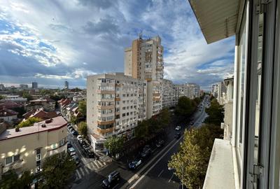 Apartament cu 2 camere semidecomandat în Dorobanți