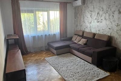 Apartament cu 3 camere decomandat în Lunei - 2