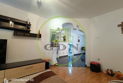 Casă individuală cu 6 camere cu Canalizare în Reghin - 2