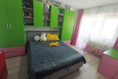 Apartament cu 2 camere decomandat în Cug