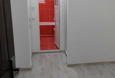 Apartament cu 2 camere decomandat în Bucur Obor