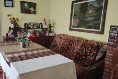 Casă cu 3 camere în Chercea