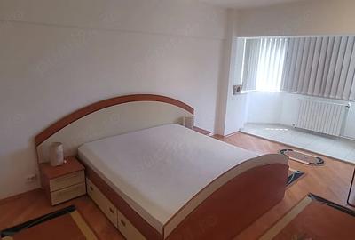 Apartament cu 2 camere decomandat în Tomis II - 4
