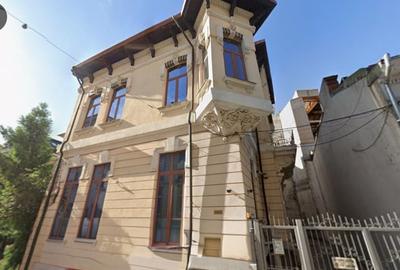 Casă cu Teren 275 Mp în Eminescu
