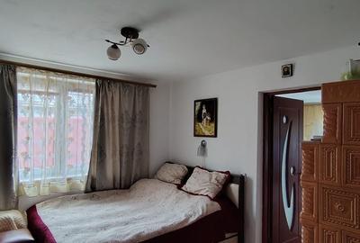 Casă cu 4 camere în Cucorăni - 7
