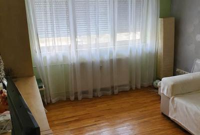 Apartament cu 2 camere decomandat în Exterior Vest