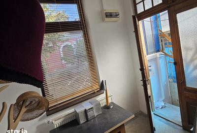 Casă cu 5 camere cu Teren 167 Mp în Vitan