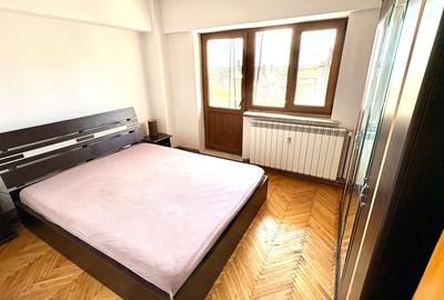 Apartament cu 2 camere decomandat în Traian