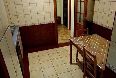 Apartament cu 3 camere decomandat în Popa Șapcă