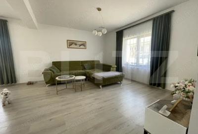 Casă cu Teren 680 Mp în Crișeni - 1