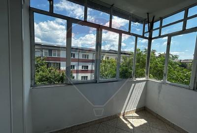 Apartament cu 3 camere decomandat în Bogdan Vodă - 14
