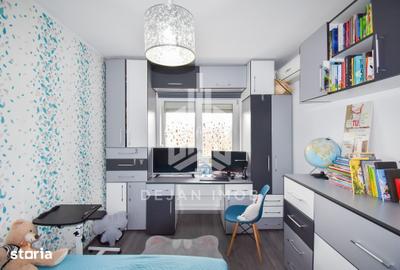 Apartament cu 2 camere decomandat în Lenin
